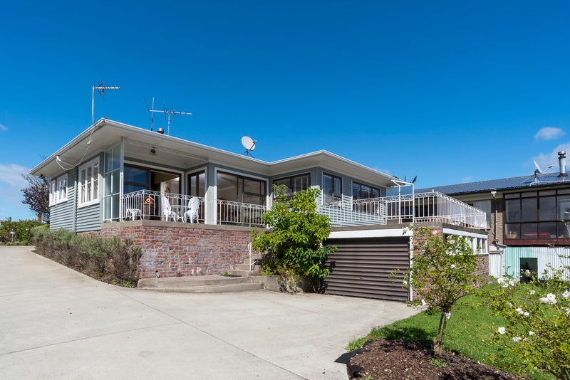 65A Bradbury Road, Botany Downs, Auckland - Carousel 2