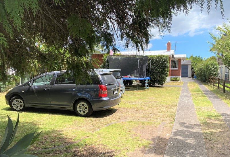 38 Rathgar Road, Henderson, Auckland - Carousel 11