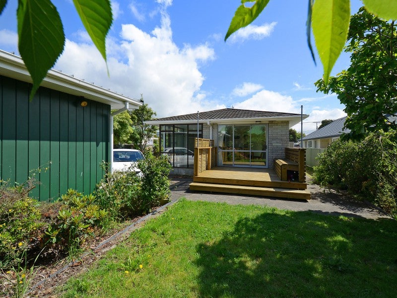 B/8b PORUTU ST, EPUNI, LOWER HUTT - Carousel 15