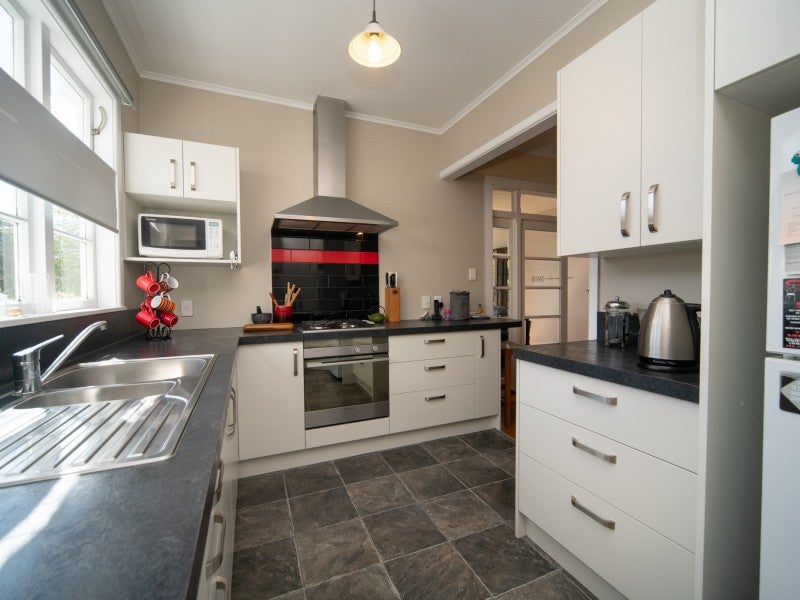 547 Featherston Street, Roslyn, Palmerston North - Carousel 2