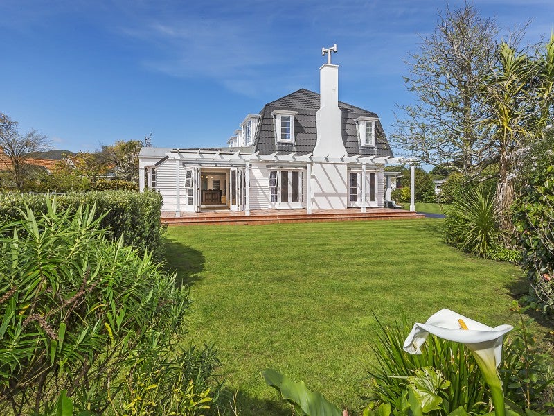 10 Troon Crescent, Boulcott, Lower Hutt - Carousel 26