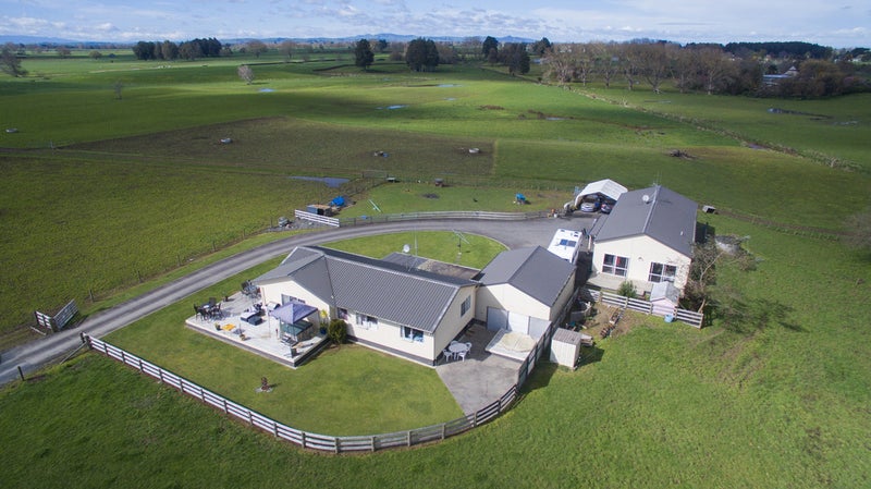 22 Piako Road, Gordonton, Hamilton - Carousel 1