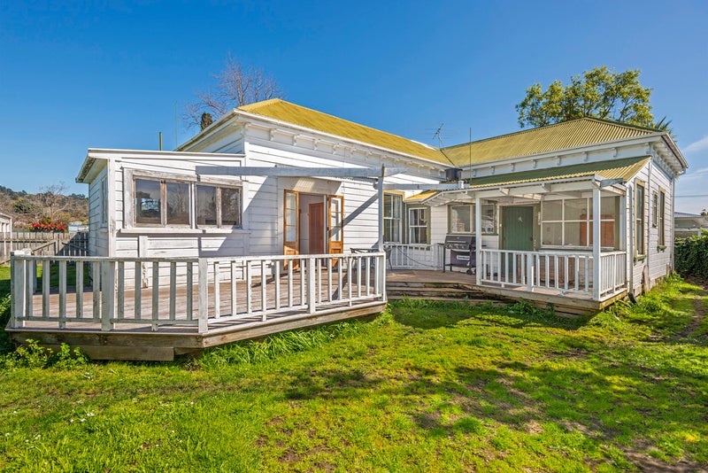 147 Harris Street, Inner Kaiti, Gisborne - Carousel 1