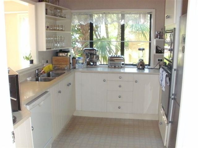 27B Marau Crescent, Mission Bay, Auckland - Carousel 1