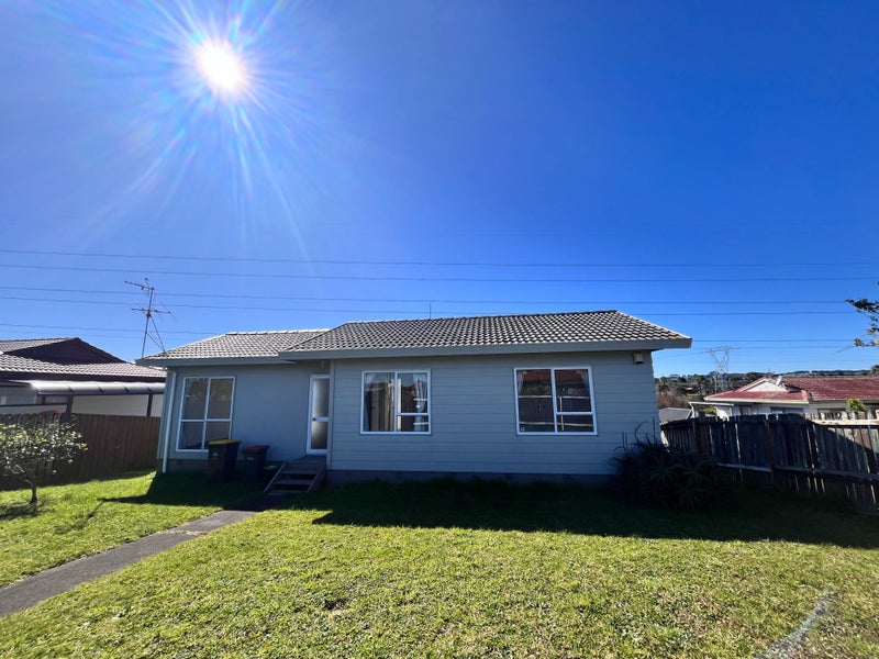 25 Belinda Avenue, Flat Bush, Auckland - Carousel 1