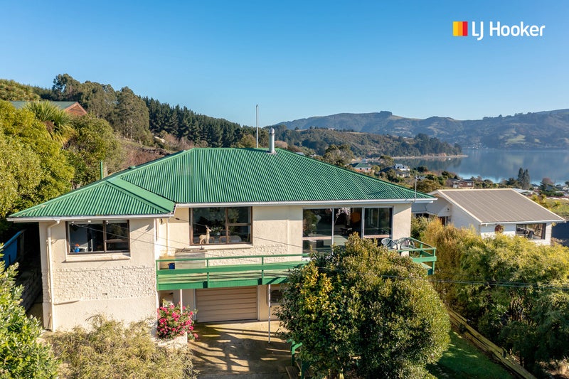 30 Frances Street, Broad Bay, Dunedin - Carousel 1