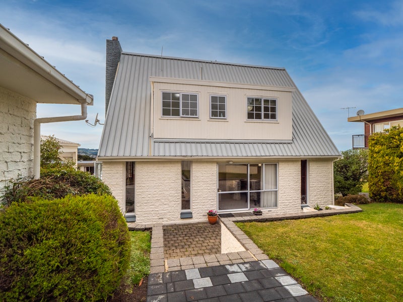 16 Larkins Street, Helensburgh, Dunedin - Carousel 19