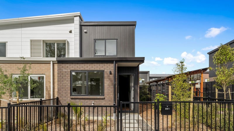 361 Glengarry Road, Glen Eden, Auckland - Carousel 1