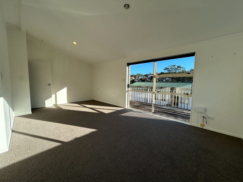 2/285 Vipond Road, Stanmore Bay, Whangaparaoa - Carousel 2