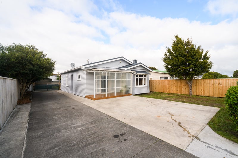 510 Tremaine Avenue, Takaro, Palmerston North - Carousel 1