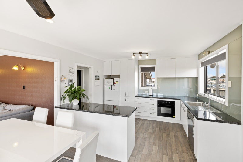 67 Boston Avenue, Hornby, Christchurch - Carousel 1