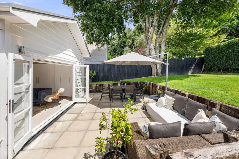 28 Seafield View Road, Grafton, Auckland - Carousel 2