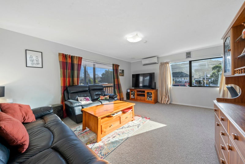 1/134 Rata Street, Naenae, Lower Hutt - Carousel 2
