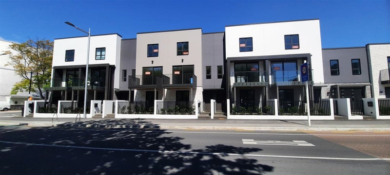 10/214 Hereford Street, Christchurch Central, Christchurch - Carousel 1