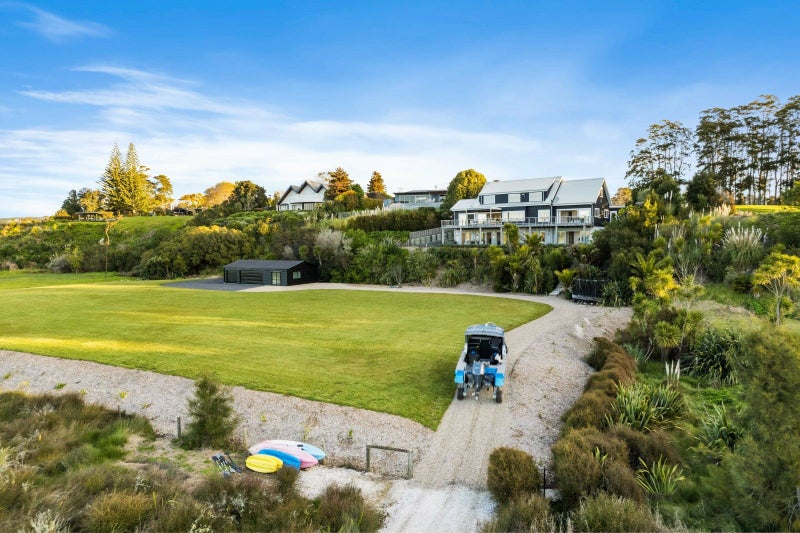 369 Clifton Road, Howick - Carousel 2