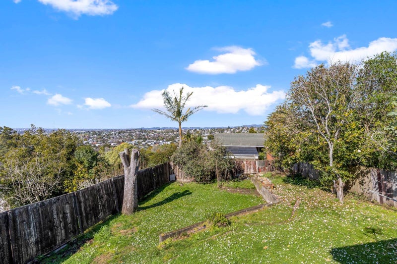 2/47 Royal Road, Massey, Auckland - Carousel 10