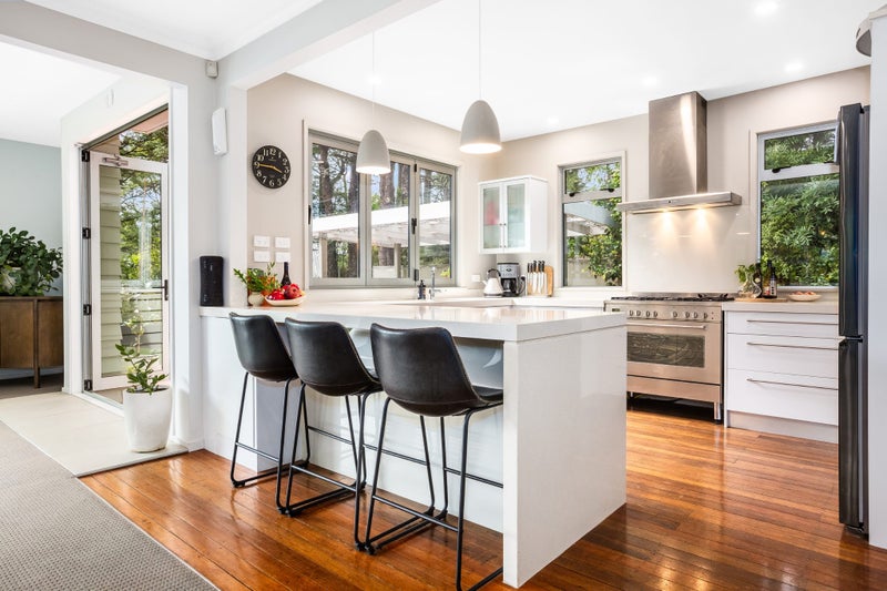 41 Chatsworth Road, Silverstream, Upper Hutt - Carousel 2