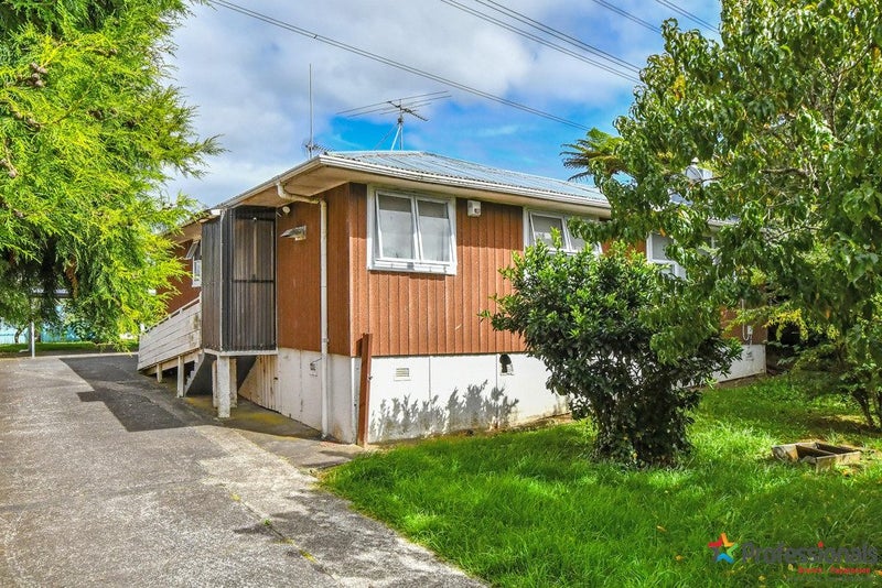 209 Bairds Road, Otara, Auckland - Carousel 1