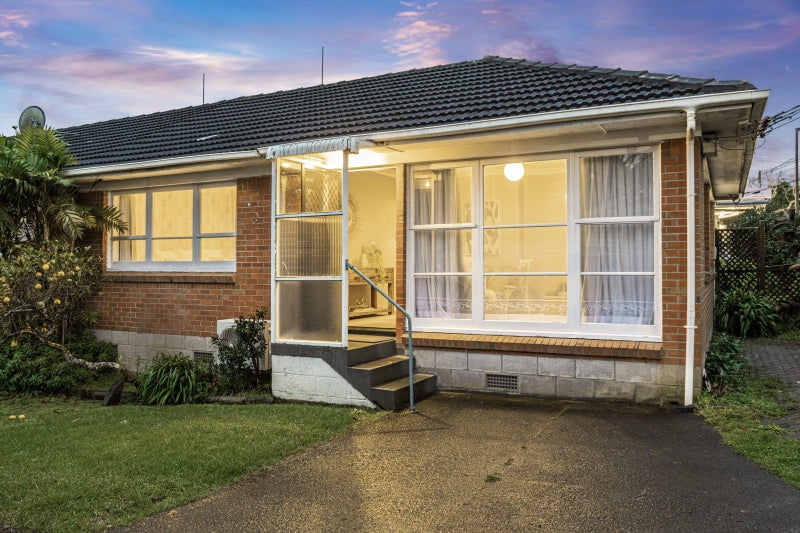 1/106 St Johns Road, Meadowbank, Auckland - Carousel 2