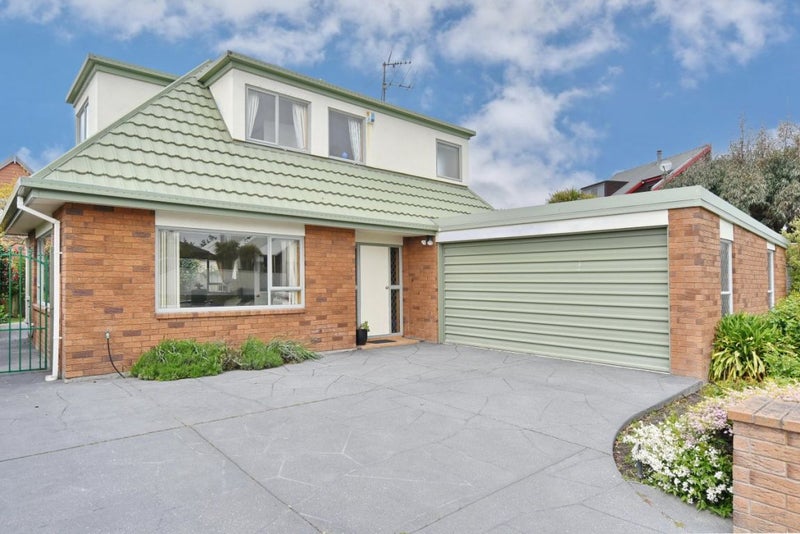 2/14 Aston Drive, Waimairi Beach, Christchurch - Carousel 1