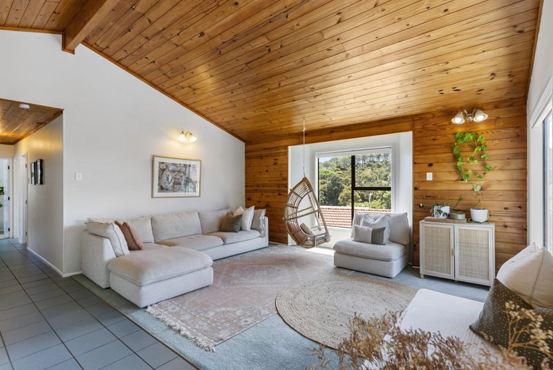 1/123 Spinella Drive, Bayview, Auckland - Carousel 2