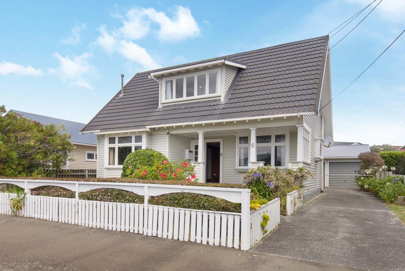 6 Strathavon Road, Miramar, Wellington - Carousel 1