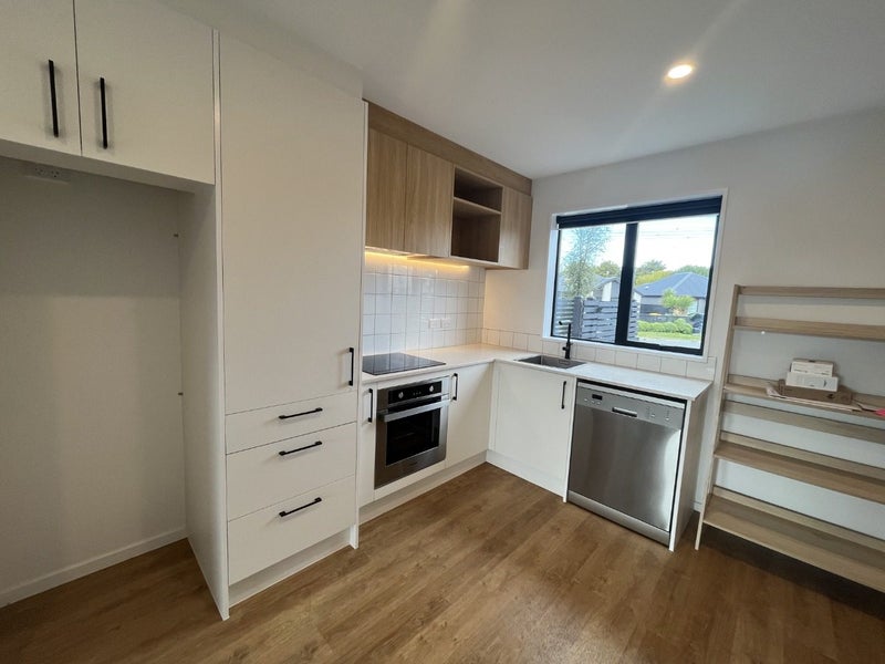 24 Piripiri Place, Broomfield, Christchurch - Carousel 2