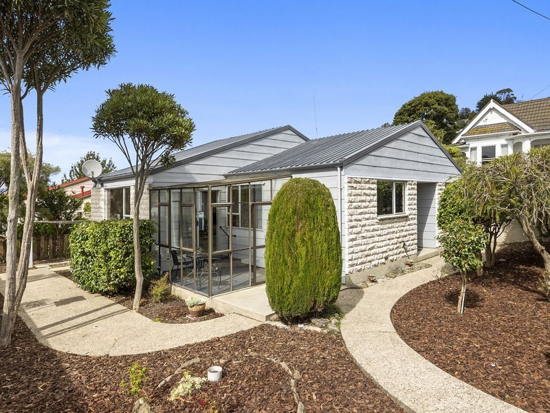 11A Allandale Road, Saint Clair, Dunedin - Carousel 1