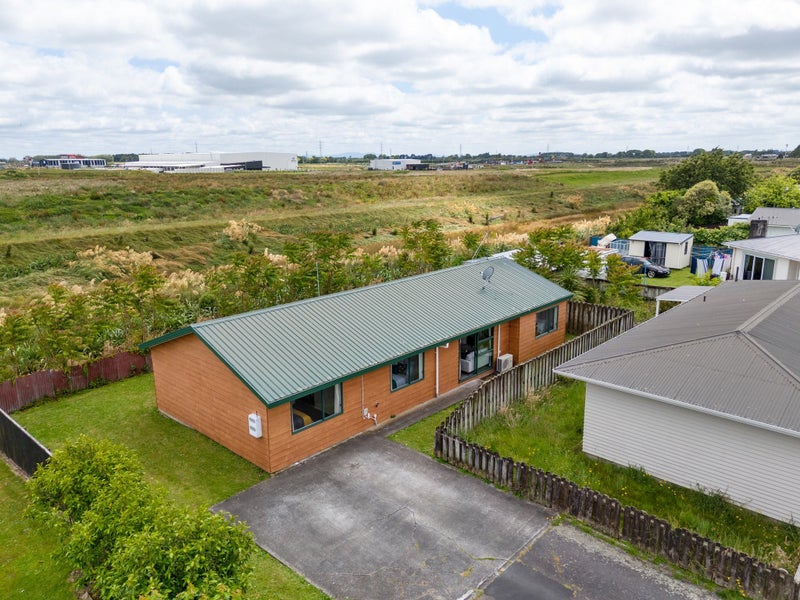 43A Sheridan Street, Silverdale, Hamilton - Carousel 1