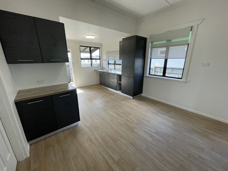 72 Princes Street, Otahuhu, Auckland - Carousel 1