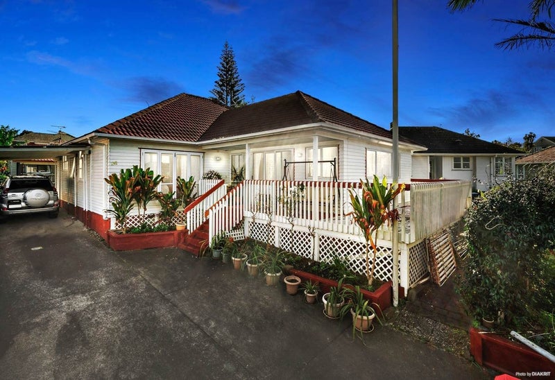 26 Evandale Street, Glen Innes, Auckland - Carousel 1