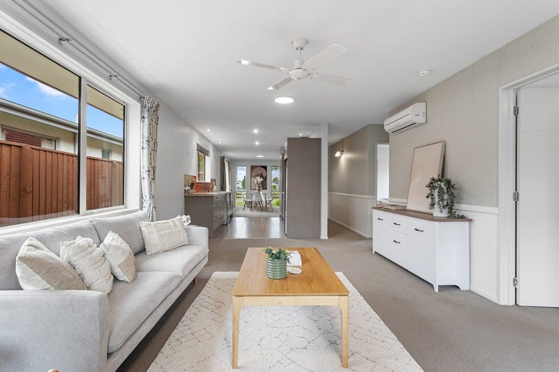 20 Little Oaks Drive, Yaldhurst, Christchurch - Carousel 2