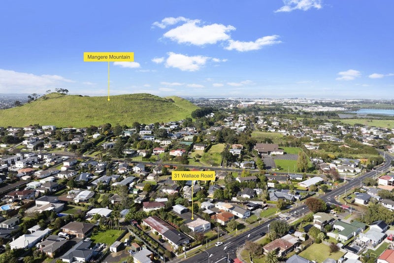 31 Wallace Road, Mangere Bridge, Auckland - Carousel 24