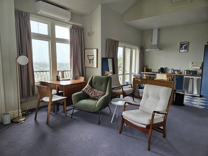 12 Hinau Road, Hataitai, Wellington - Carousel 1