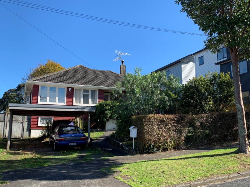 57 Castledine Crescent, Glen Innes, Auckland - Carousel 3