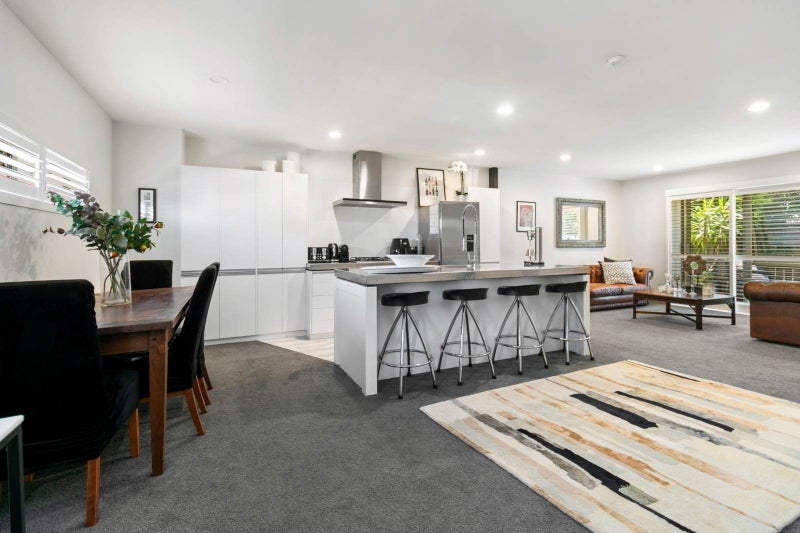 53/21 Hunters Park Drive, Three Kings, Auckland - Carousel 12