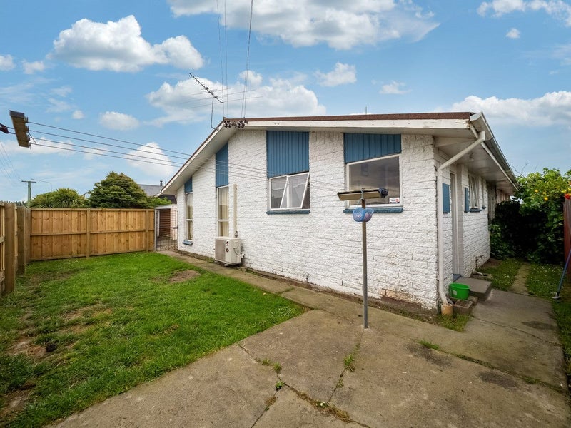 1/7 Donegal Street, Belfast, Christchurch - Carousel 1