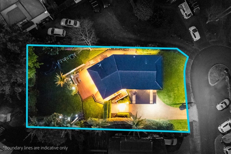 8 Tilia Place, Totara Heights, Auckland - Carousel 2