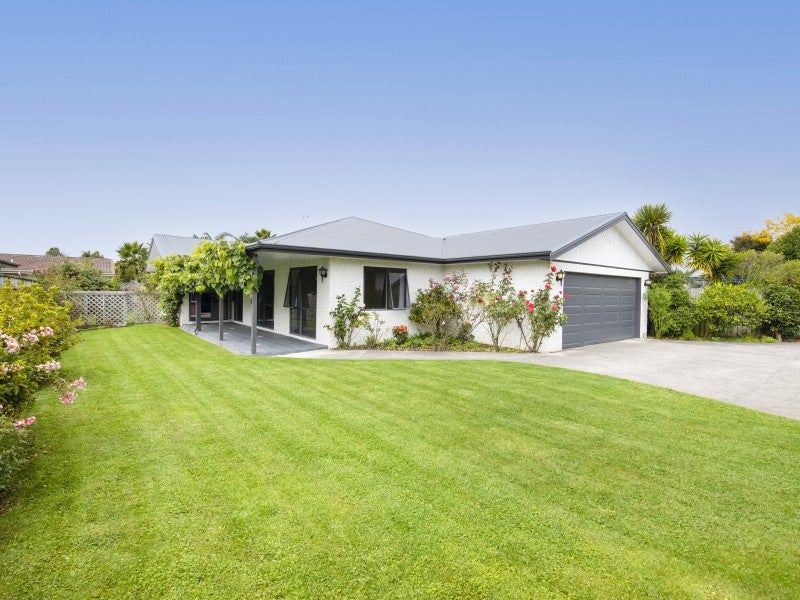 71 Avenue Road, Greenmeadows, Napier - Carousel 1