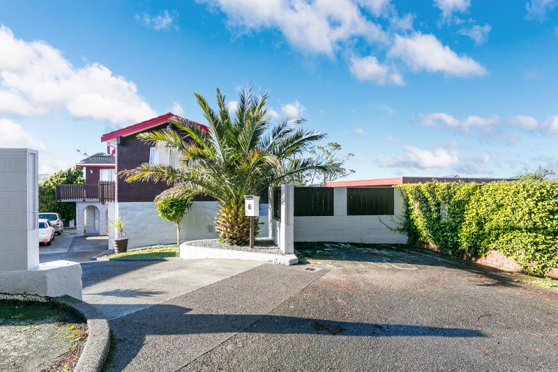6 Tree Top Lane, Paparangi, Wellington - Carousel 2