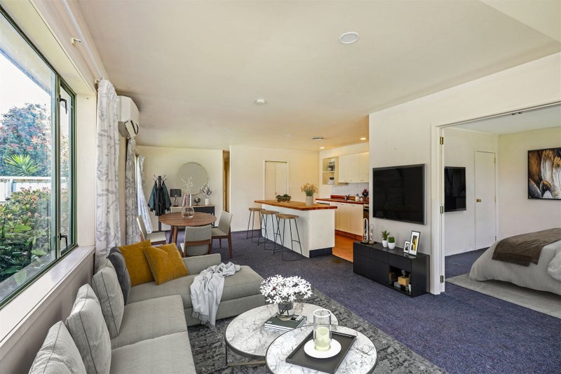 214 Grove Road, Mayfair, Hastings - Carousel 2