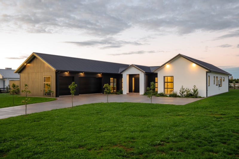 28 Captain Stone Road, Te Kowhai, Hamilton - Carousel 1