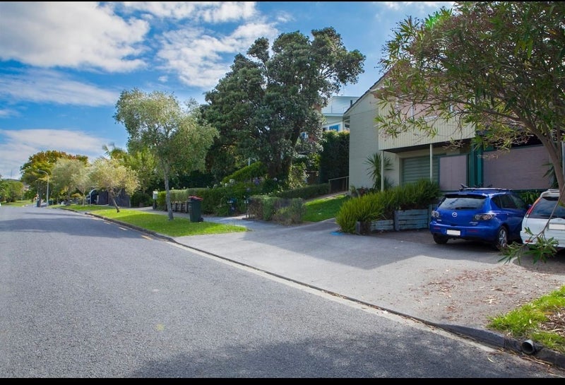 3/18 Sprott Road, Kohimarama, Auckland - Carousel 2