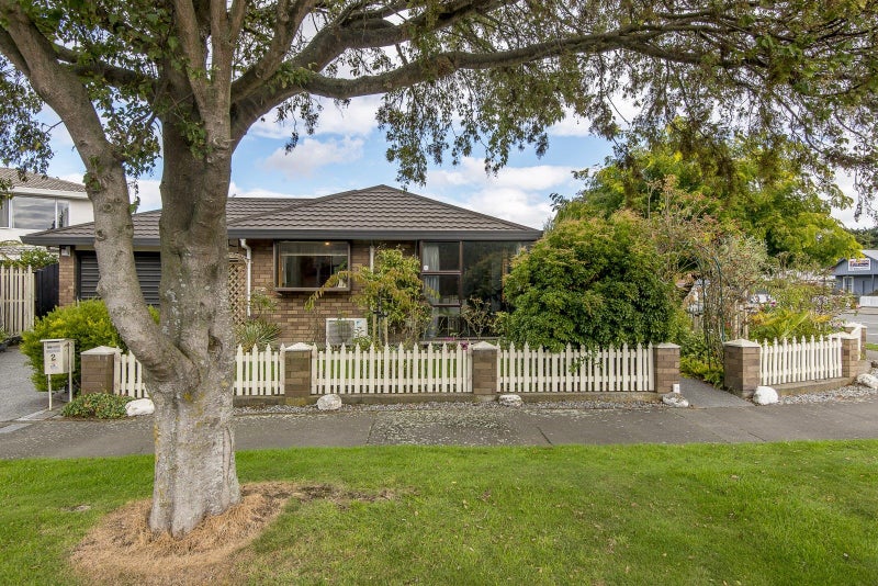 2 Pentland Drive, Belfast, Christchurch - Carousel 2