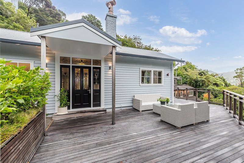 14 Mairangi Road, Wadestown, Wellington - Carousel 1