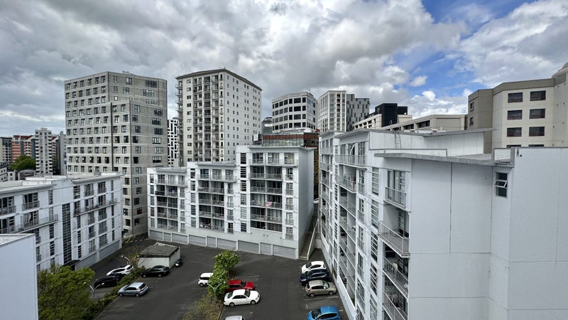 11I/15 City Road, Auckland Central, Auckland - Carousel 1