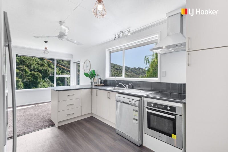 136 Morris Road, Fairfield, Dunedin - Carousel 1