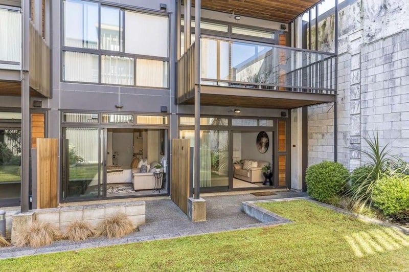 105/41 Hopper Street, Mount Cook, Wellington - Carousel 1