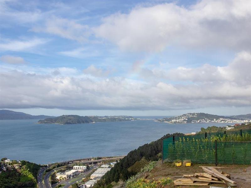 33 Grumman Lane, Newlands, Wellington - Carousel 5