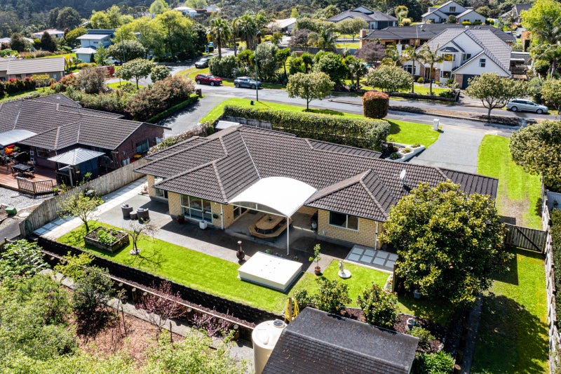 46 Shelter Drive, Greenhithe, Auckland - Carousel 1